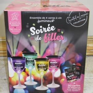 Ensemble soirée de fille lumineux